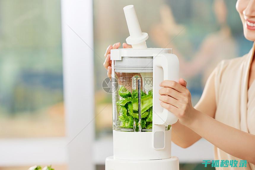 榨汁机清洁技巧：如何应对顽固污渍 (榨汁机清洁技巧视频)
